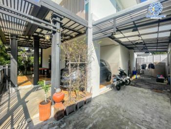 *****บ้านแฝดมือสองย่านนนทบุรี ม. แกรนด์พลีโน่ รัตนาธิเบศร์ หลังมุม บ้านสวย พร้อมเข้าอยู่ บนเนื้อที่กว่า 36.7 ตร.ว. 3 ห้องนอน 2 ห้องน้ำ 2 ที่จอดรถ พร้อมแถมแอร์ 4 เครื่องและที่ดูดควันจากเตา 1 เครื่อง บนทำเลที่เชื่อมต่อถนนชัยพฤกษ์, ถนนรัตนาธิเบศร์, ถนนนครอินทร์ เดินทางสะดวก ใกล้รถไฟฟ้า "สถานีบางพลู"